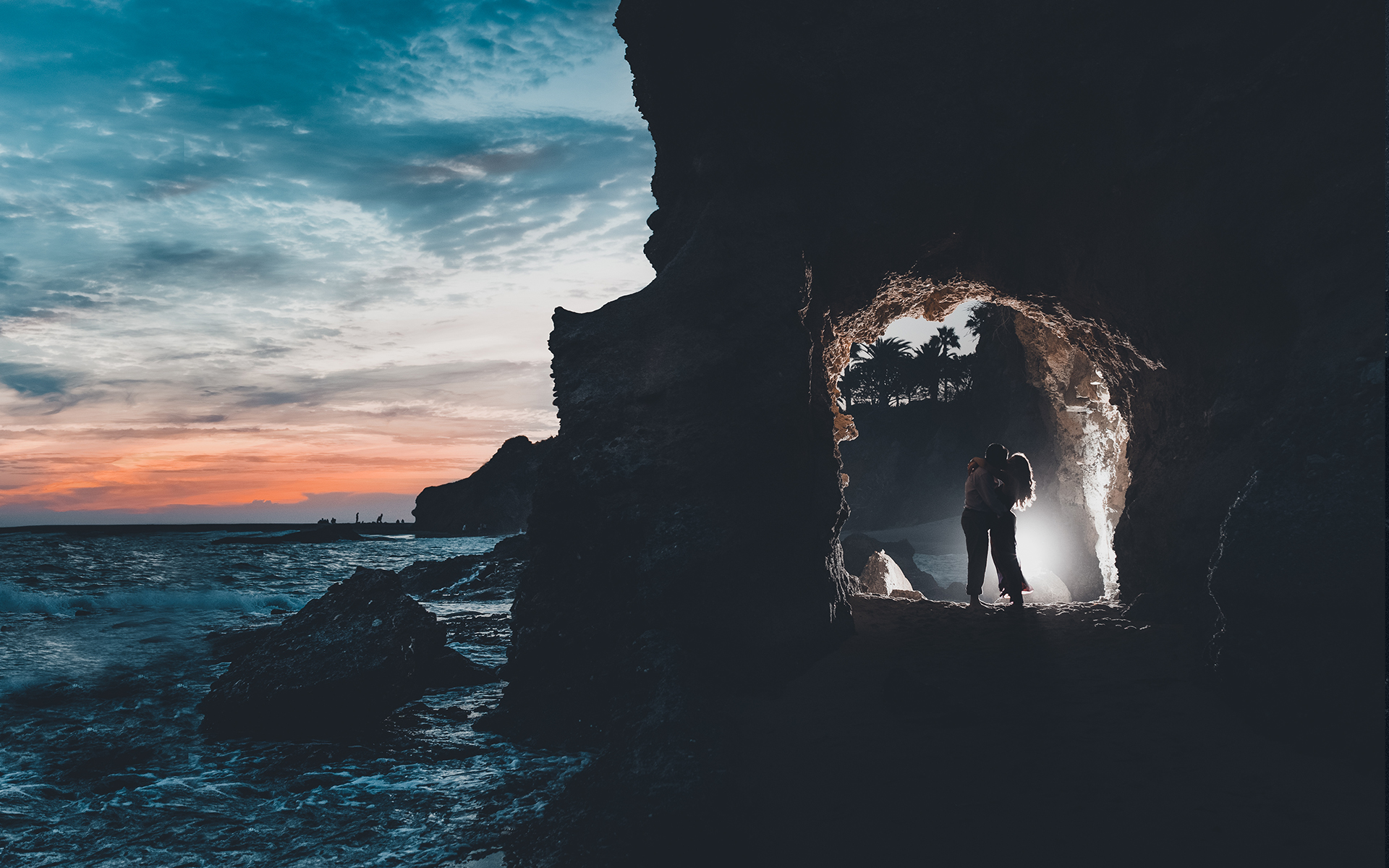 Engagement session in Treasure Island Beach at Laguna Beach in Orange County