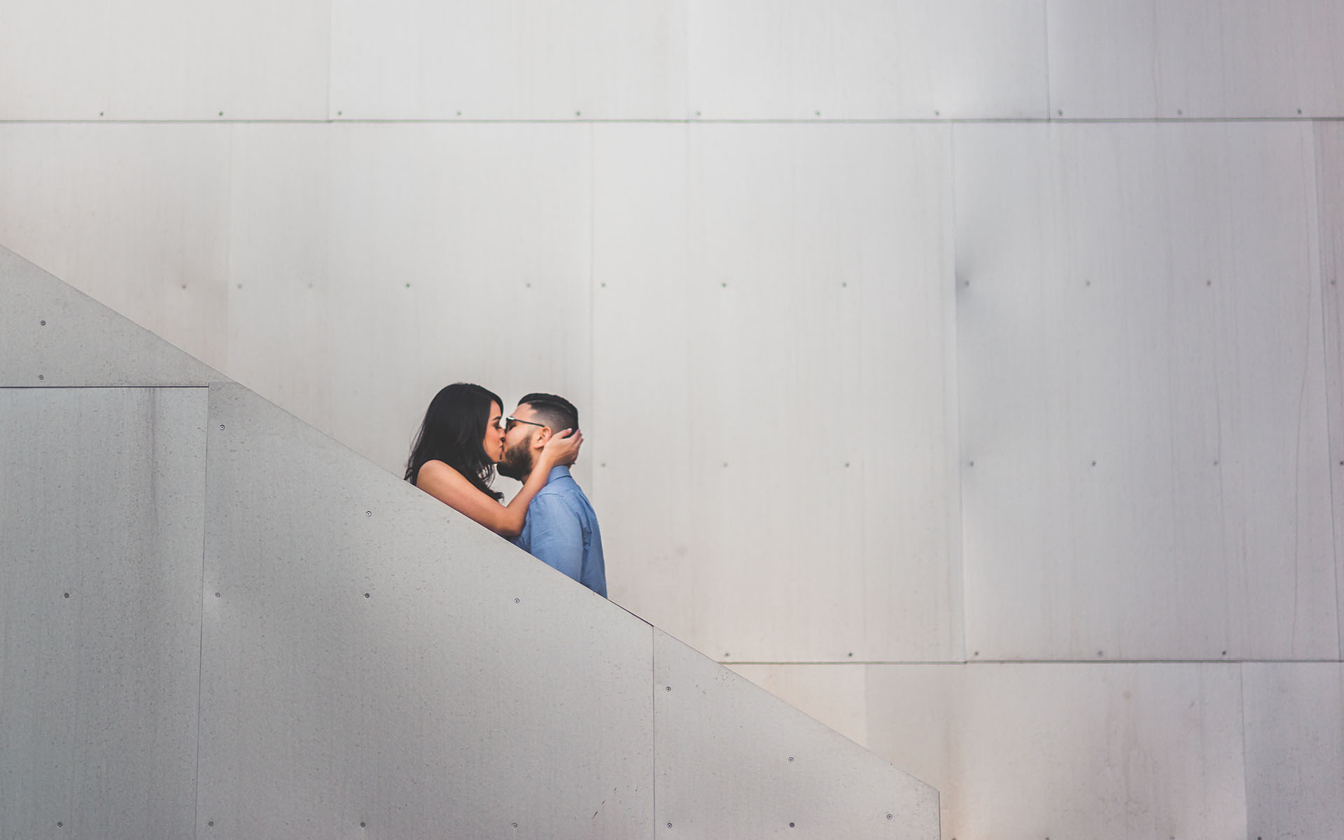 walt disney concert hall engagement negative space